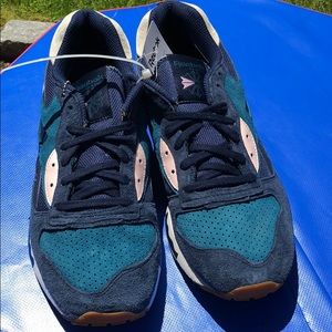 Brand New Mens  Reebok Classic Sneakers Size 12